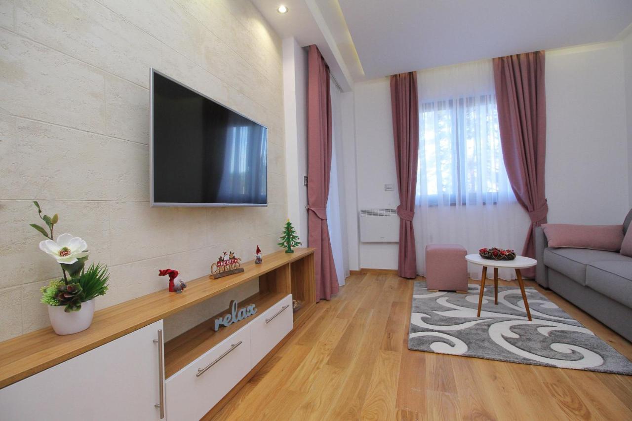 Time Out Lux Apartmani Ζλάτιμπορ Εξωτερικό φωτογραφία